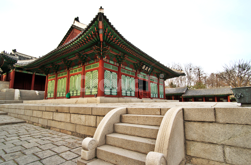 경희궁,서궐,5대궁,숭정전,정전,대궐,조선시대,조회,조하,월대,고건축,돌계단,종로구,한국전통,한국문화,korean traditional,korean culture,랜드마크,landmark,tourist attraction,한국랜드마크,한국관광지,한국명소,korea landmark,korea tourist attraction,건축물,건물외관,exterior,building,structure,architecture,construction