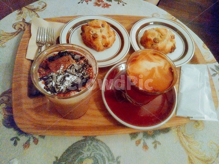 pottery,latte,cafe,디저트,dessert,도기류,saucer,받침접시,디저트,간식,후식,dessert,snack,커피,카페,coffee,cafe