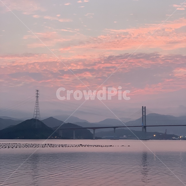 노을,붉은하늘,바다,다리,수채화감성