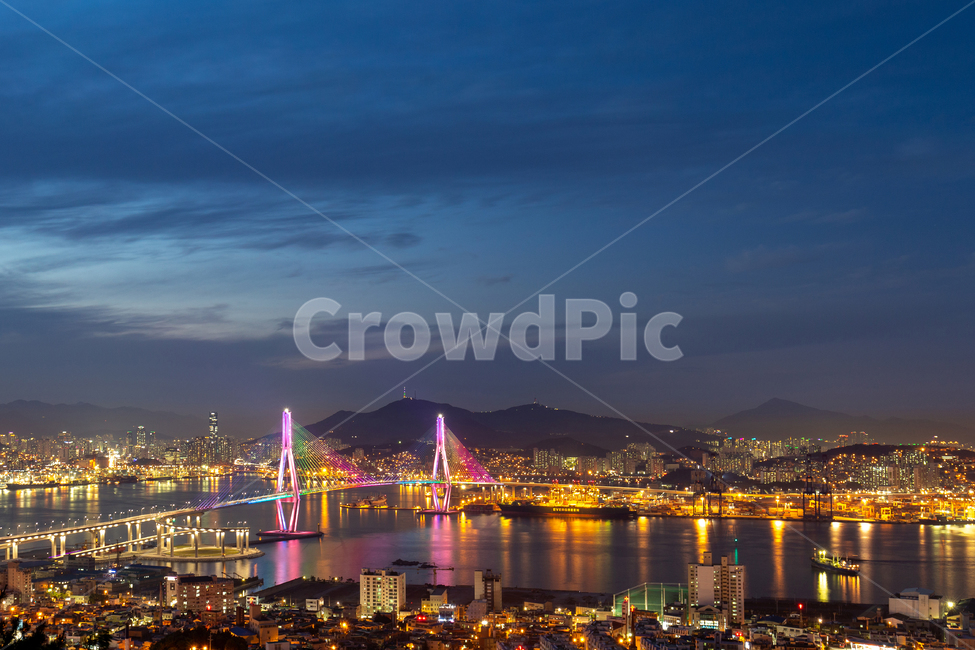 북항대교,대교,부산항대교,야경,부산야경,하늘,바다,반영,장노출,건물,집,다리,urban,building,city,town,도시,랜드마크,풍경,도시야경,풍경배경,배경,부산배경,야경,밤,풍경,nightscape,night,landscape,도시,city,한국도시풍경,한국도시경관,korea cityscape