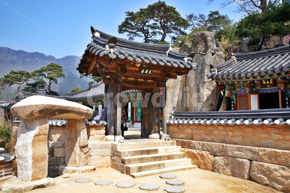 자장암,통도사,말사,산내암자,산사,사찰,자장동천,영축산,암자,자장율사,금와보살,돌문,한국전통,한국문화,korean traditional,korean culture,종교,신앙,religion,belief,faith,건축물,건물외관,exterior,building,structure,architecture,construction