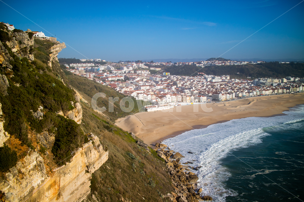 바다,해안,바닷가,해변,바다마을,마을,어촌,백사장,절벽,풍경,물거품,파도,포르투갈,나자레,파랑,날씨,sea,ocean,portugal,nazare,beach,village,town,blue,landscape,wave,cliff,도시,풍경,city,landscape,해외,외국,세계,foreign,oversea,world,세계도시풍경,해외도시풍경,외국도시풍경,world cityscape,outdoors,옥외,nature,자연,경치,scenery