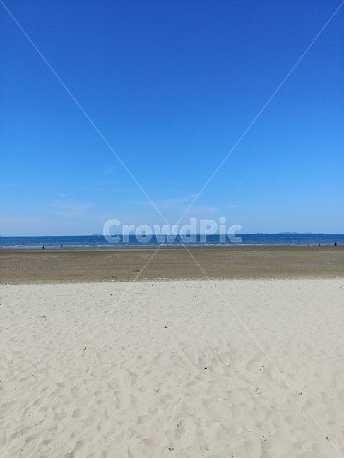 모래사장,수평선,바닷가,해변,해수욕장,바다,하늘,맑음,깨끗함,청량감,백사장,sandybeach,horizon,beach,sea,sky,clear,sunny,햇빛,계절,풍경,landscape,sand,모래,해변,바다,beach,sea
