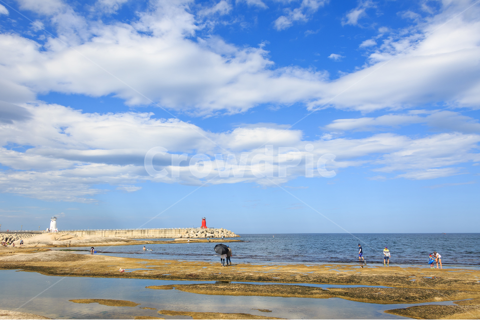 아야진,동해,휴가,바닷가,여름,하늘,대양,구름,바다,바다경치,자연,풍경,nature,landscape,해변,바다,beach,sea,사람들,대중,군중,other people,crowd,outdoors,옥외,weather,날씨