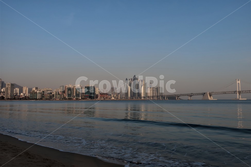 부산,광안리,해수욕장,해변,해안,광안대교,풍경,도시,고층빌딩,마천루,해변,바다,beach,sea,도시,풍경,city,landscape,한국도시풍경,한국도시경관,korea cityscape