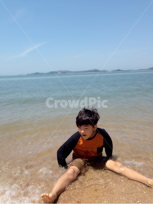 어린이,바다,여름,편안함,휴식,해변,바다,beach,sea,사람,인물,인간,human,person,어린이,어린아이,child,children,kid