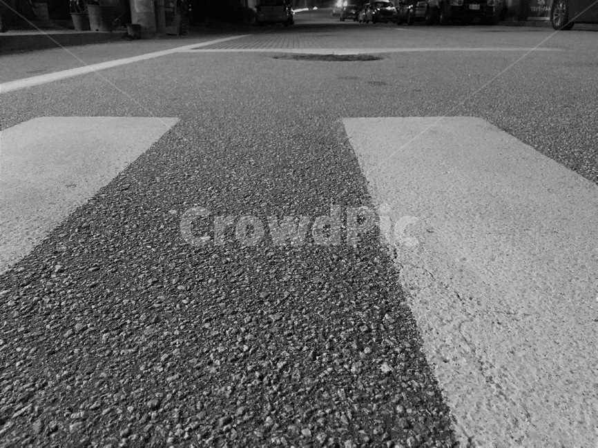 asphalt,아스팔트,도로,어둠,슬픔,흑백,모노톤,monochrome,black and white