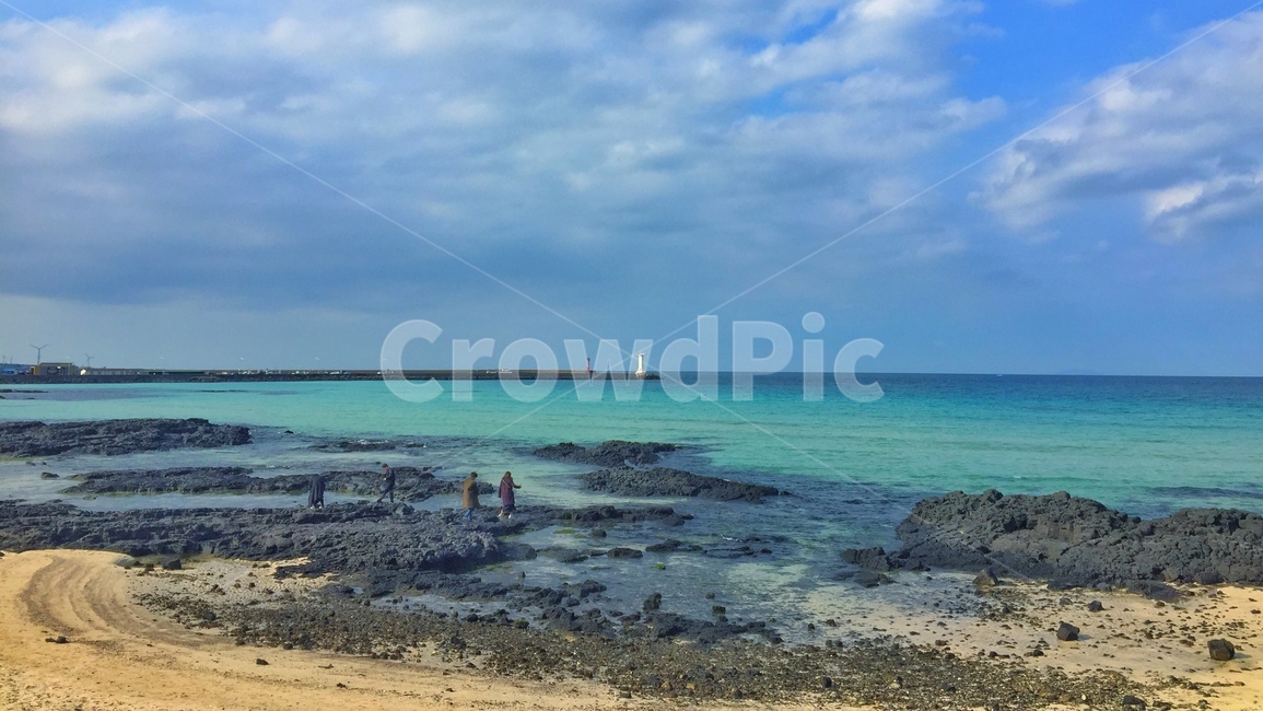 제주,제주도,바다,풍경,맑은,바다풍경,바다배경,깨끗한,시원한,제주바다,자연,nature,landscape,한국자연풍경,한국자연경관,koreanaturelandscape,jeju,jejuisland,outdoors,옥외,water,물,shoreline,해안선,sea,ocean,대양,연안,coast,자연,풍경,nature,landscape,한국자연풍경,한국자연경관,korea nature landscape,제주도,jeju,jeju island,person,사람,human,인간,promontory,곶