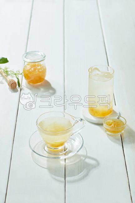 smoothie,glass,drink,Cafe image,tea,cafe,Cafe Menu,beverage,Beverage image,Plating,Emotion,Yuzatea,cafe drinks,Directed shot,glass cup
