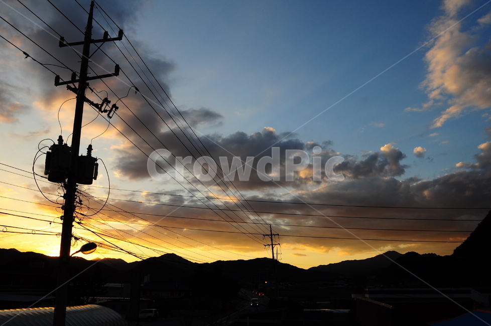 자연,노을,전봇대,전신주,구름,하늘,시골풍경,전기줄,시골,자연,풍경,nature,landscape,cable,케이블,power lines,전력선,electric transmission tower,송전탑