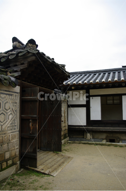 낙선재,창덕궁,고궁,전각,한옥,전통가옥,기와지붕,건축,traditional,문,한국전통,한국문화,korean traditional,korean culture,건축물,건물외관,exterior,building,structure,architecture,construction