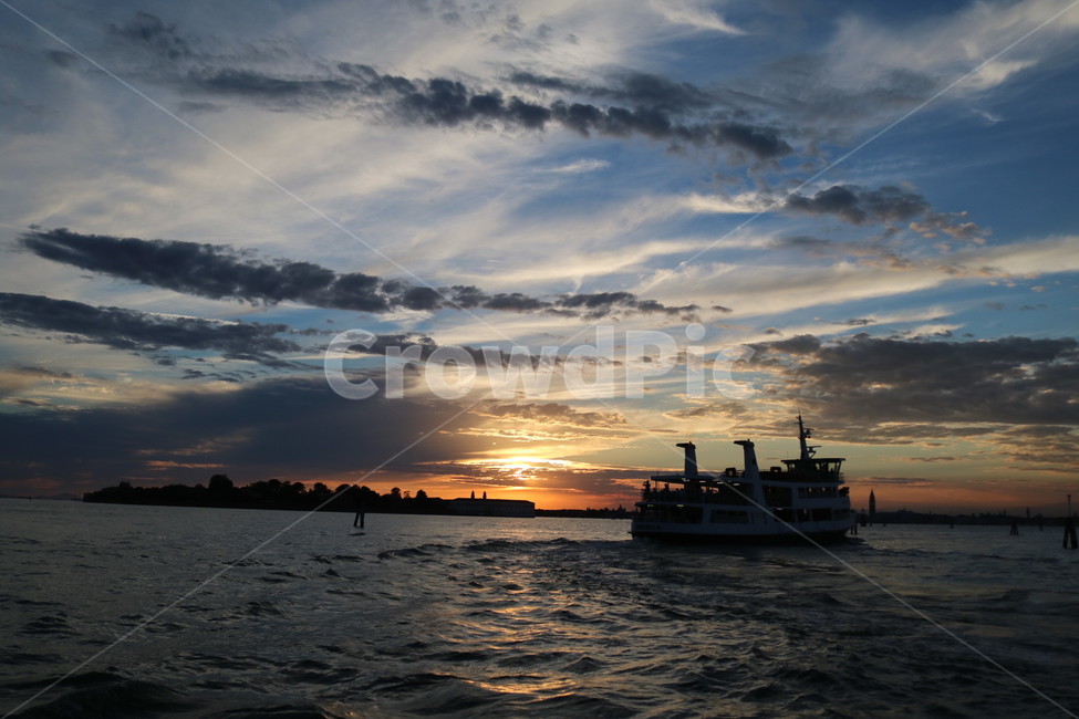 vehicle,차량,boat,보트,transportation,교통,nature,자연,outdoors,옥외,일몰,선셋,sunset,베네치아,항구