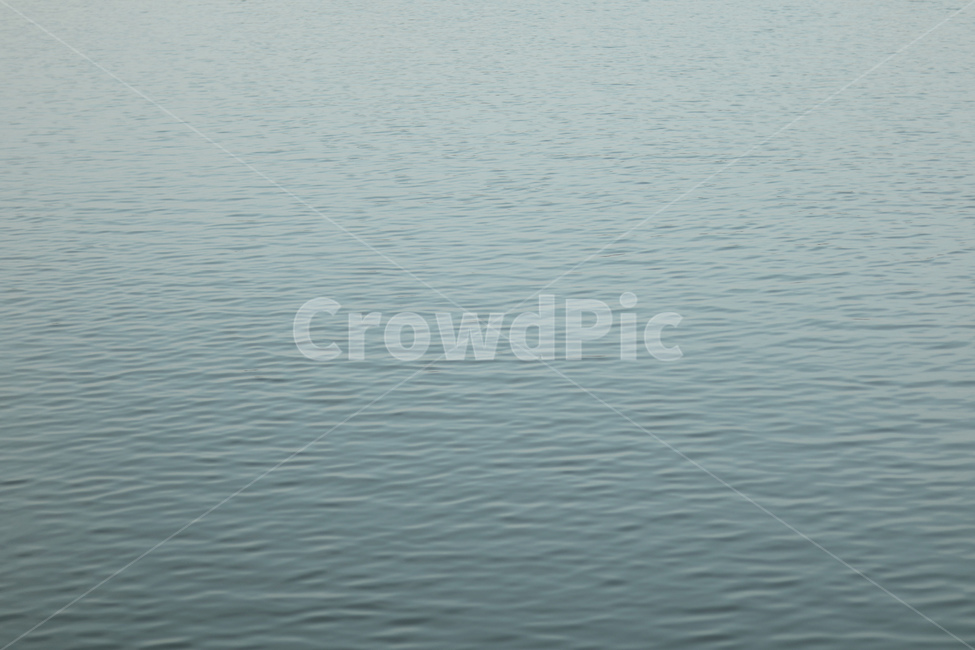 물,water,잔잔함,물결,호수,저수지,파도