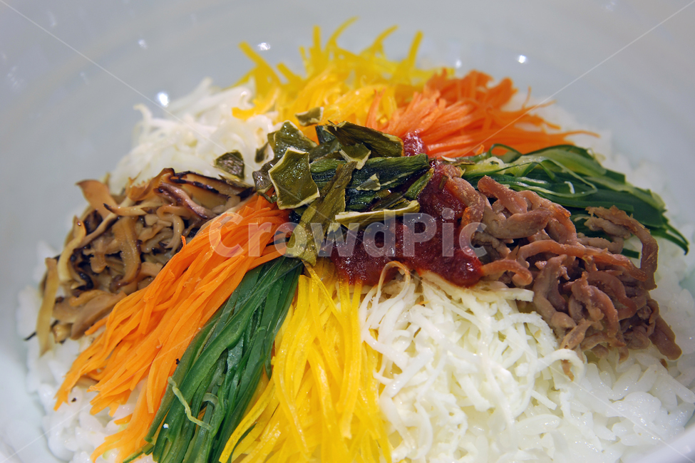 비빔밥,한식,음식,식사,야채,고추장,고기,밥,영양,클로즈업,음식,식재료,요리,food,cook,meal,dishes,food reserves,한식,한국음식,한국요리,korean food,korean dishes,korean meal,korean cook