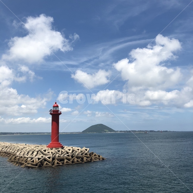 바다,제주도,빨간등대,구름,바다위,섬하나,등대,lighthouse,nature,자연,outdoors,옥외,land,땅