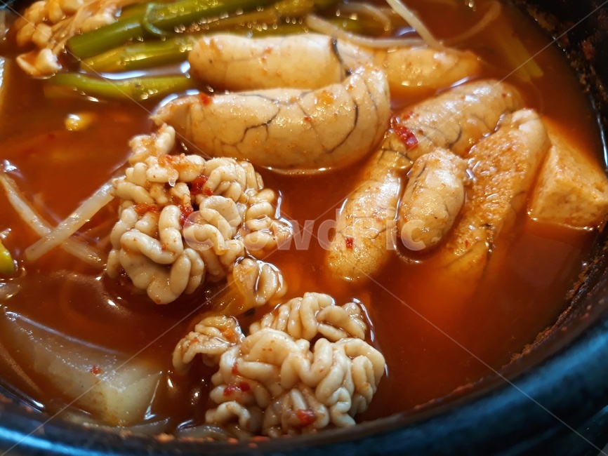 알탕,국,찌개,생선알,탕,해장,국물,곤이,이리,얼큰,음식,식사,음식,식재료,요리,food,cook,meal,dishes,food reserves,한식,한국음식,한국요리,korean food,korean dishes,korean meal,korean cook