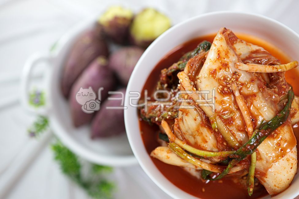 meal,sweet potato,kimchi,superficially,dish,plate,diet,sweetpotato,food