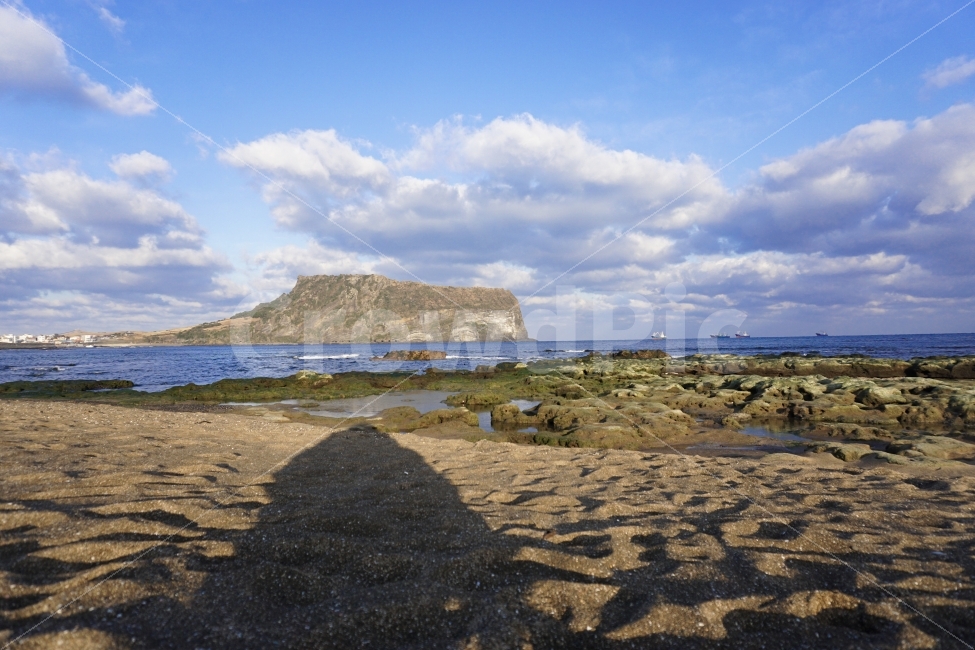 제주도,성산일출봉,풍경,바다,여행,하늘,자연,풍경,nature,landscape,제주도,jeju,jeju island,outdoors,옥외,land,땅,water,물,shoreline,해안선,sea,ocean,대양,coast,연안
