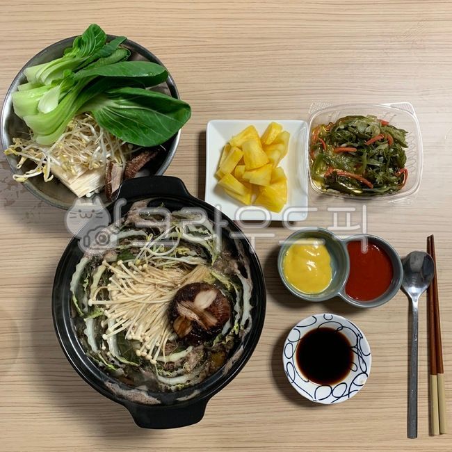Nabe,table setting,vegetarian diet,Millefeuillenabe,hot pot food,selfcatering food