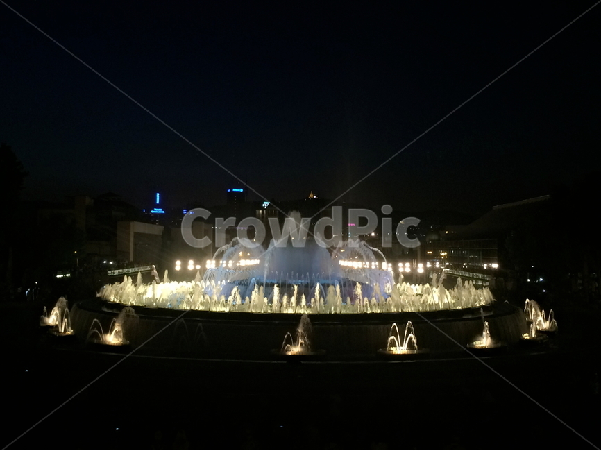 바르셀로나,분수,분수쇼,몬주익분수쇼,스페인,물,광장,유럽
