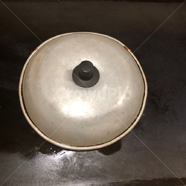 Lid,pot lid,food,pot,round,Teppan cooking,silver,cooking,circle,iron plate