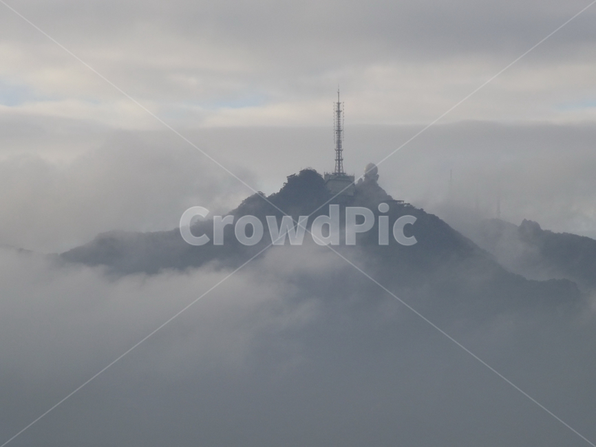 관악산,관악구,서울,nature,연기,fog,안개,산의구름,구름,연주대,관악산정상,등산,경치,풍경,통신기지,레이다기지,산정상