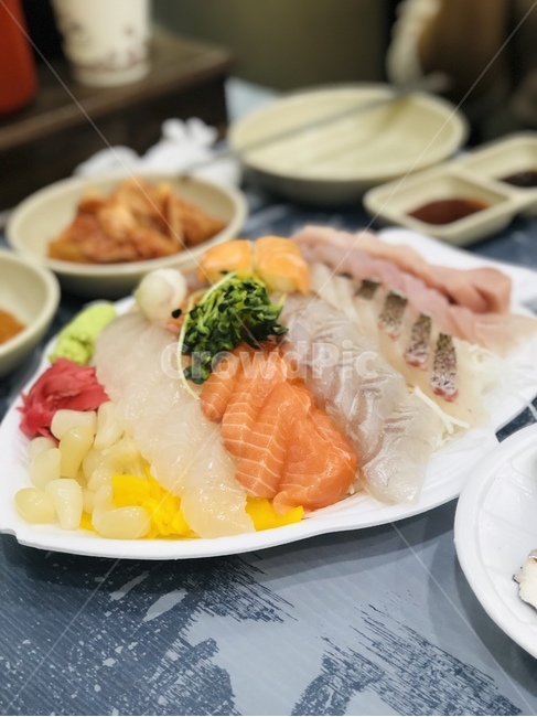 회,수산시장,모듬회,연어,방어,광어,food,meal,seafood,음식,식사,회식