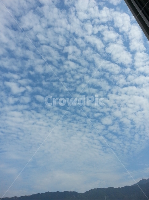 구름,하늘,날씨좋음,화창한,몽글몽글한구름,자연,풍경,nature,landscape,outdoors,옥외,sky,azure sky,푸른 하늘