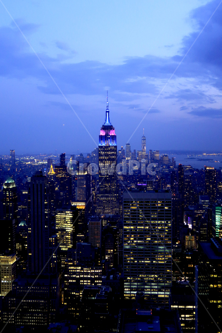 뉴욕,newyork,뉴욕야경,뉴욕시티,맨하탄,맨해튼,city,steeple,건물,building,시티,town,도시,urban,뾰족한탑,spire,첨탑,architecture,metropolis,탑,tower,건축물,중심지,야경