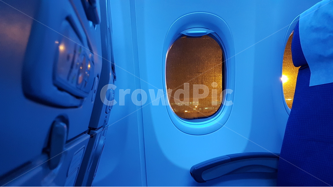 비행기,여객기,기내,항공,좌석,저녁,야간비행,밤,plane,aircraft,airplane,flight,nightflight,evening,cabin,economy,이코노미,일반석,2등석,economyclass,seat,airplaneseats,교통,교통수단,traffic,transportation