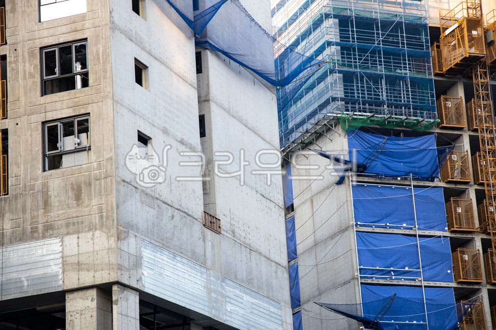 건설,건축,빌딩,공사현장,무사고,안전제일,공사,현장,골조,건물,도시,산업,신축,아파트,가림막,고층건물,도시풍경,단지,고층,주택,부동산,아파트단지,시설,콘크리트,창문,엘리베이터,파이프,건설업,건축업,construction industry