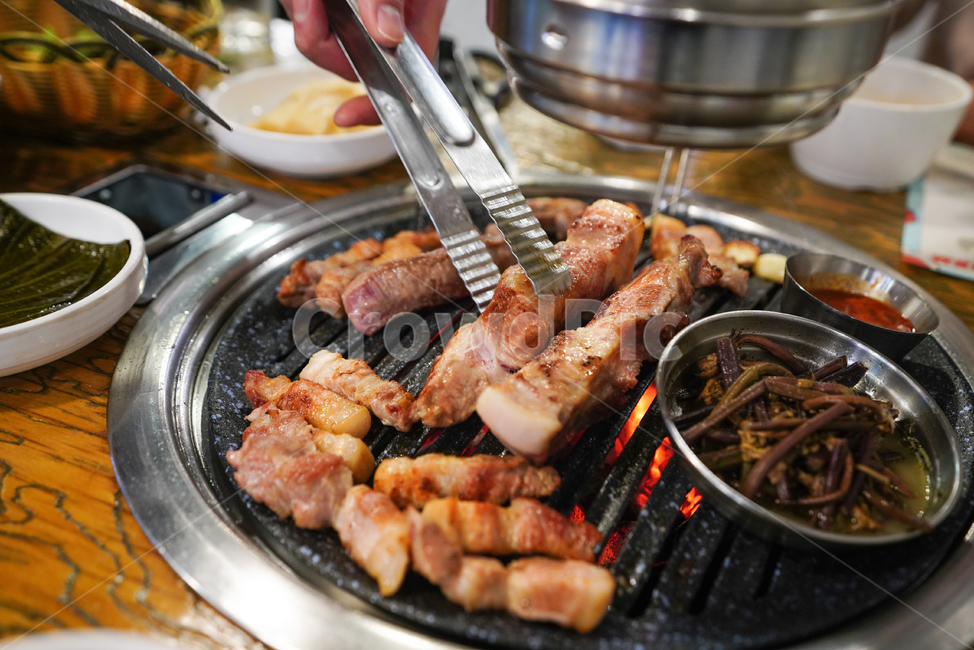 삼겹살,한식,고기,육류,육식,술안주,안주,먹거리,푸드,돼지,식사,구이,food,음식,식재료,요리,food,cook,meal,dishes,food reserves