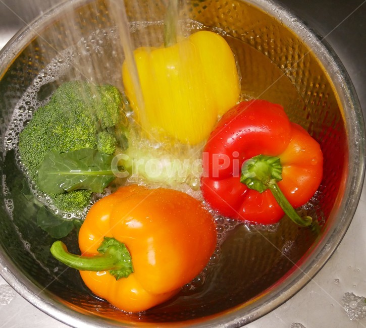 파프리카,브로콜리,야채,야체세척,채소,주방,키친,부엌,주방용품,요리도구,kitchen,kitchenware,cookroom,cookingutensil,음식,식재료,요리,food,cook,meal,dishes,food reserves,채소,야채,vegetables