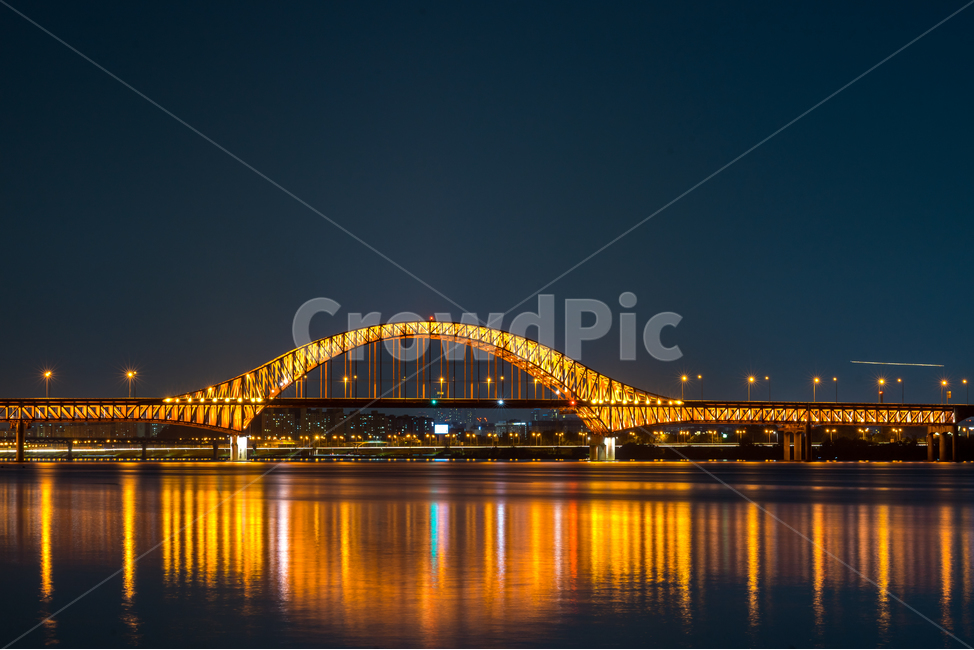 신행주대교,행주대교,야경,달,한강,조명,야경,밤,풍경,nightscape,night,landscape,도시,city,한국도시풍경,한국도시경관,korea cityscape,색깔,색상,색채,색감,color sense,color sensitivity,feeling of color,building,건물,architecture,건축물,bridge,다리