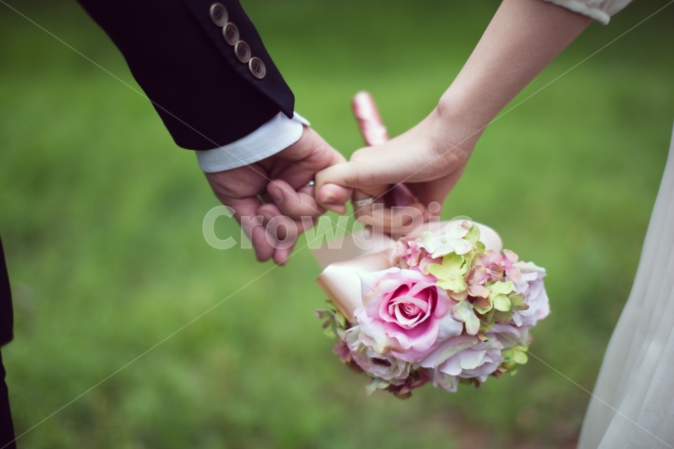 웨딩,부케,웨딩사진,약속,꽃,셀프웨딩,사랑,감성,식물,자연,plants,nature,꽃,flower,사람,인물,인간,human,person,신체일부,몸,body,연인,커플,사랑,lover,couple,결혼,혼례,웨딩,wedding,marriage,marry,기념일,축하,anniversary,congratulation,celebrate,celebration