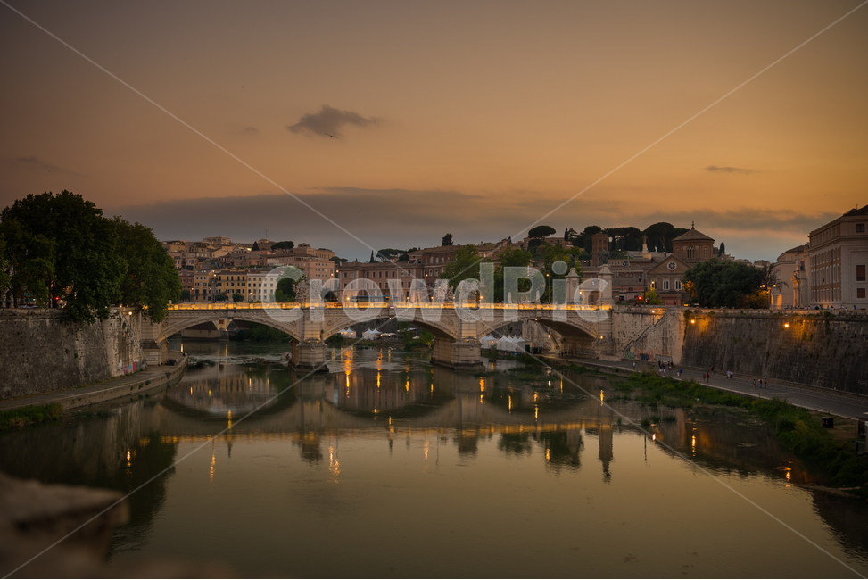 유럽,이탈리아,로마,노을,다리,europe,italia,roma,rome,sunset,석양,bridge,도시,city,강,river,테베레강,저녁,evening,해질녘,야경,밤,풍경,nightscape,night,landscape,도시,city,해외,외국,세계,foreign,oversea,world,세계도시풍경,해외도시풍경,외국도시풍경,world cityscape,building,건물,castle,성,architecture,건축물,fort,요새,moat,해자 외호