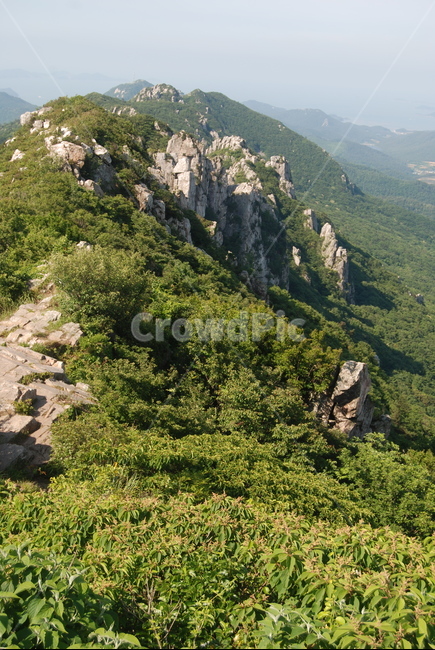 산,바위,하늘,자연,나무,자연,풍경,nature,landscape,slope,경사,outdoors,옥외