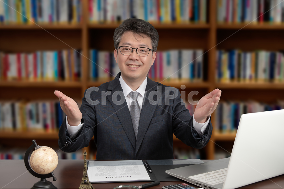 비즈니스, 중년, 남성, 남자, 비즈니스맨, 사진,이미지,일러스트,캘리그라피 - 재로미작가