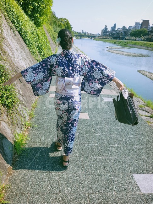 일본,교토,가와라마치,유카타,뒷모습,해외,외국,세계,foreign,oversea,world,사람,인물,인간,human,person,여성,여자,woman,female,lady