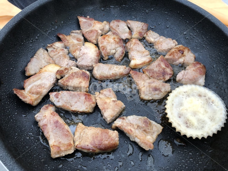 고기,돼지,구이,마늘,기름구이,음식,마이야르,목살,음식,식재료,요리,food,cook,meal,dishes,food reserves,육류,고기,meat