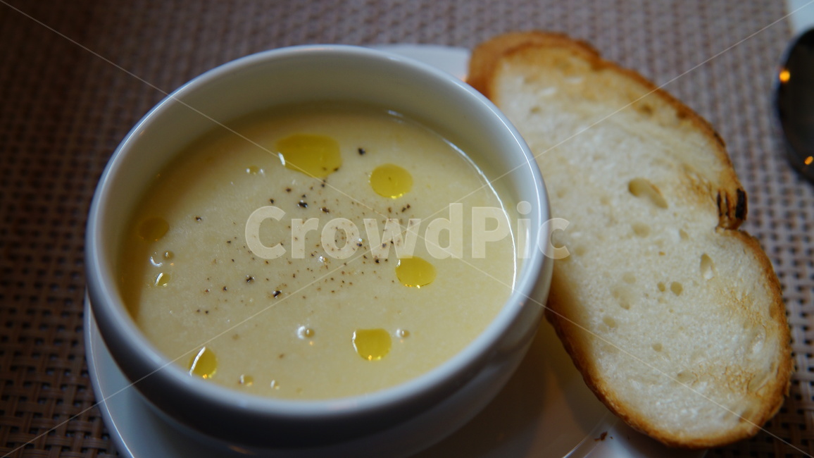 빵,수프,브런치,아침,식사,음식,식재료,요리,food,cook,meal,dishes,food reserves,양식,서양음식,서양요리,western food,western dishes,western meal,western cook