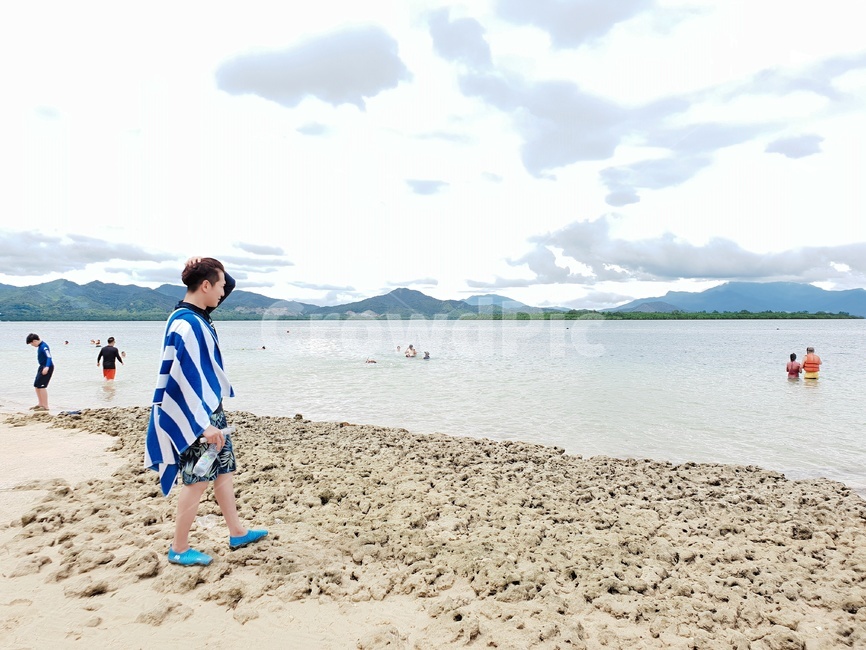 남자,바다,포즈,male,man,beach,sea,해변,바다,beach,sea,사람,인물,인간,human,person,남성,남자,man,male