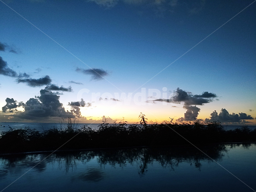 dusk,horizon,cloud,sunset,bluesunset,노을,땅거미,구름,하늘,지평선,자연,풍경,nature,landscape,outdoors,옥외,sky