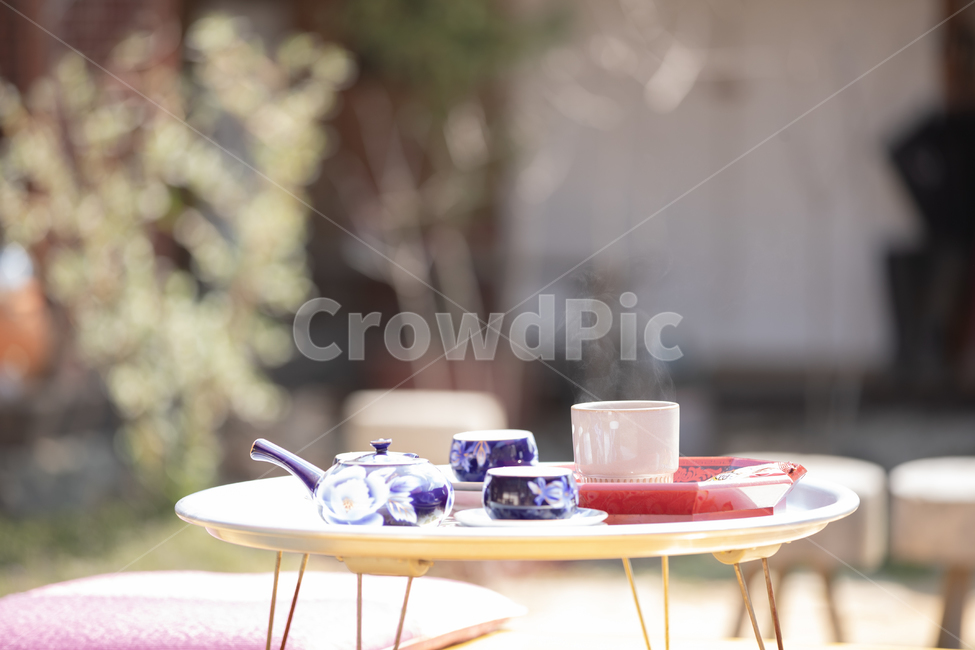 다도,도자기,티타임,카페,전통카페,한방카페,saucer,받침접시,pottery,도기류,음료수,drink,beverage