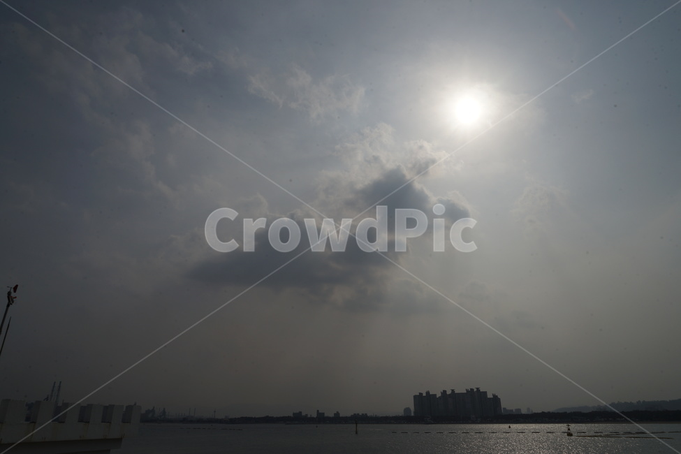 태양,빛내림,구름,light,cloud,바다,자연,풍경,nature,landscape,weather,날씨,빛,flare,플레어,outdoors,옥외