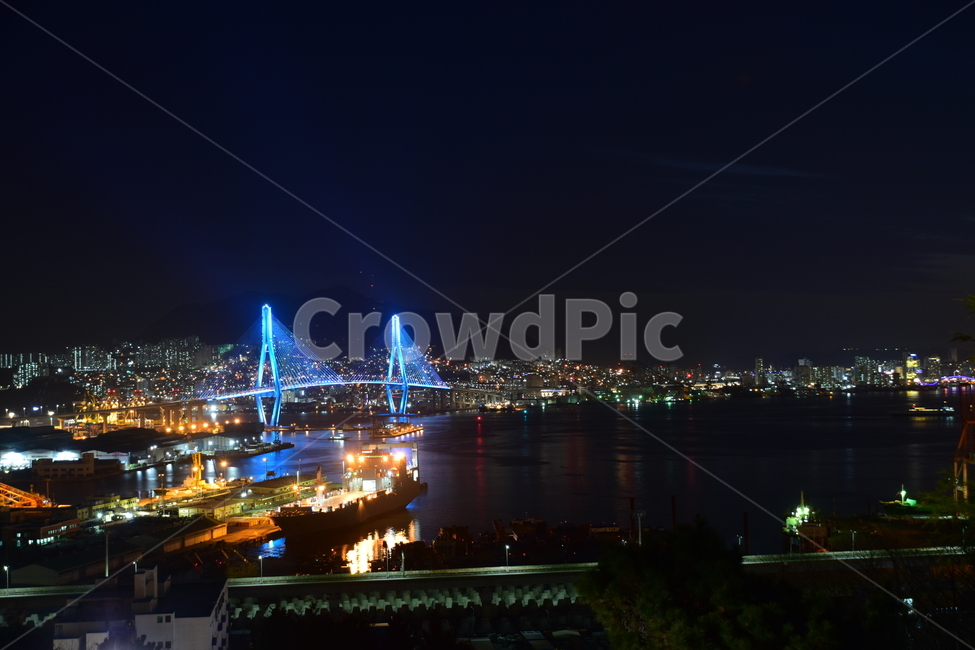 부산항대교,야경,항구,풍경,비경,바다,배,야경,밤,풍경,nightscape,night,landscape,도시,city,한국도시풍경,한국도시경관,korea cityscape,metropolis,중심지,building,건물,시티,town,urban,어반,water,물