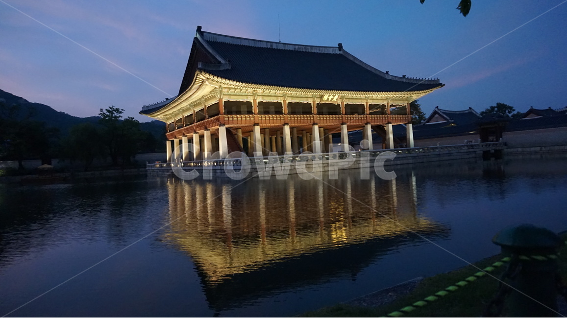 한옥,궁,경복궁,경회루,야간궁,경복궁야간개장,광화문,전통궁,전통,야경,밤,풍경,nightscape,night,landscape,한국전통,한국문화,korean traditional,korean culture,랜드마크,landmark,tourist attraction,한국랜드마크,한국관광지,한국명소,korea landmark,korea tourist attraction,건축물,건물외관,exterior,building,structure,architecture,construction,건물
