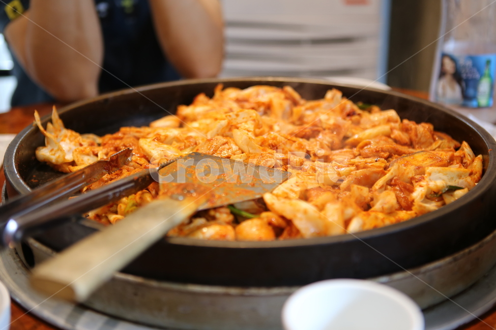 닭갈비,음식,한국,인기음식,닭고기,떡쌀,음식,식재료,요리,food,cook,meal,dishes,food reserves,한식,한국음식,한국요리,korean food,korean dishes,korean meal,korean cook