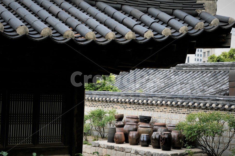 전통,장독,장독대,항아리,기와,지붕,한국전통,한국문화,korean traditional,korean culture,건축물,건물외관,exterior,building,structure,architecture,construction