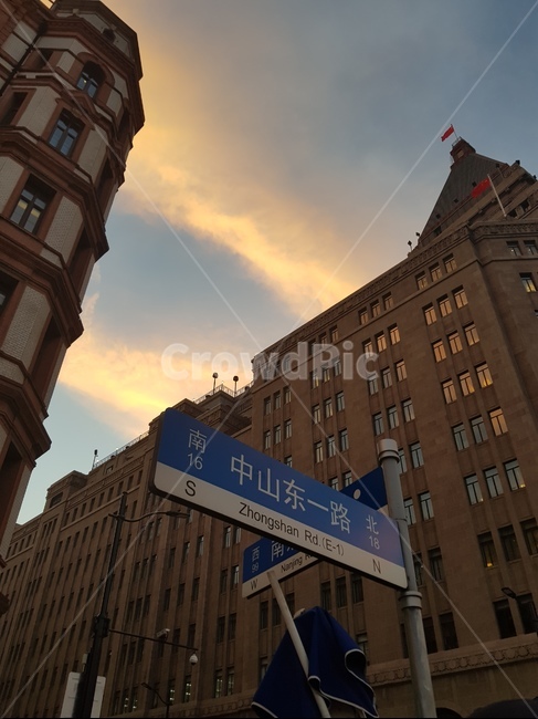 표지판,하늘,건물,중국,노을,감성,빈티지,중산동루,여행,외국,도시,풍경,city,landscape,해외,외국,세계,foreign,oversea,world,세계도시풍경,해외도시풍경,외국도시풍경,world cityscape,building,office building,사무실 건물